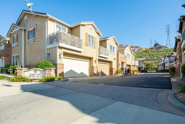 16714 Nicklaus Drive 68, Sylmar, CA 91342