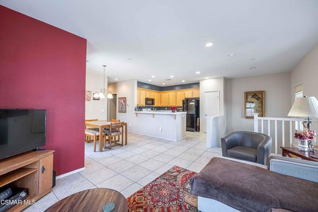 16714 Nicklaus Drive 68, Sylmar, CA 91342