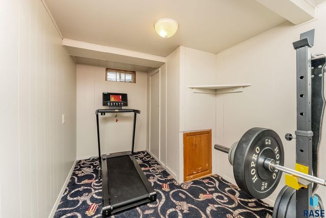 712 N Highland Ave Avenue, Sioux Falls, SD 57103