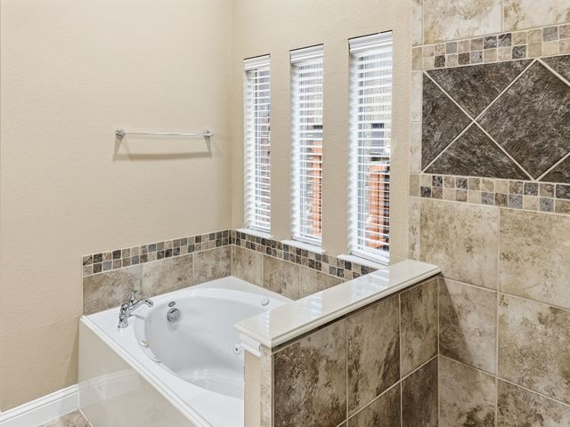 2919 Bandera, Grand Prairie, TX 75054