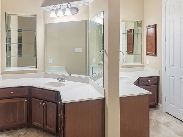 2919 Bandera, Grand Prairie, TX 75054