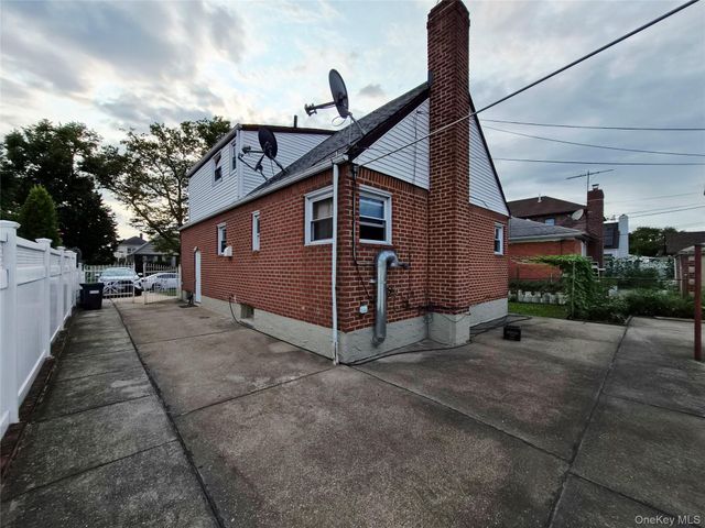 8333 251st Street, Bellerose, NY 11426