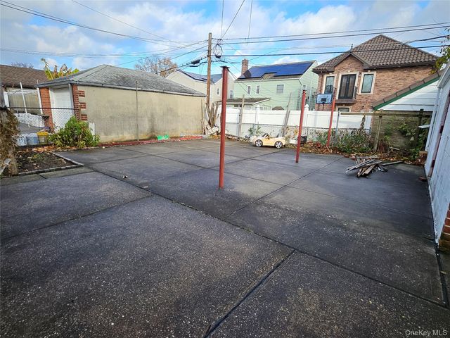 8333 251st Street, Bellerose, NY 11426