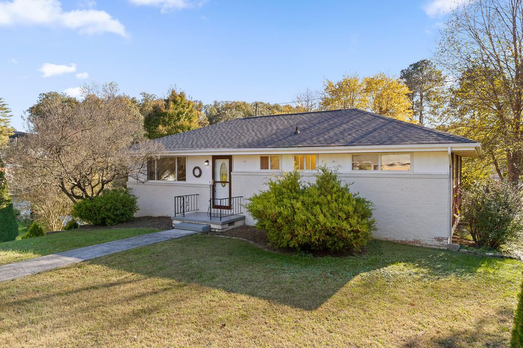 3620 Parham Drive, Chattanooga, TN 37412