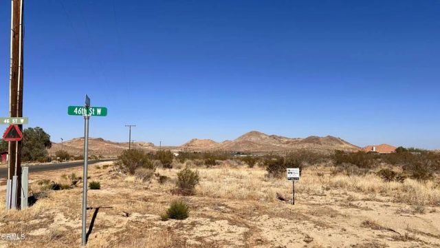 46 Sweetser Road at 46th, Rosamond, CA 93560