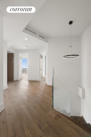 146 W 57TH Street PHA, New York City, NY 10019