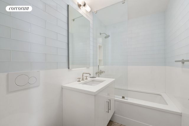 146 W 57TH Street PHA, New York City, NY 10019