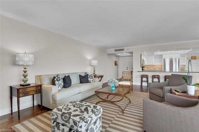 3115 Gulf Shore BLVD N # 412S, Naples, FL 34103