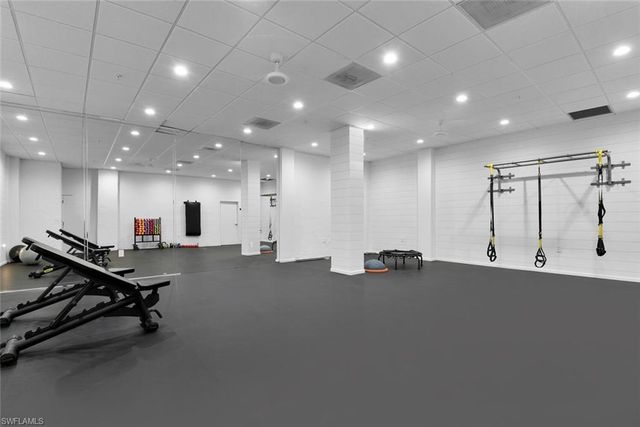 3115 Gulf Shore BLVD N # 412S, Naples, FL 34103