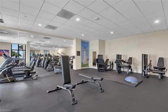 3115 Gulf Shore BLVD N # 412S, Naples, FL 34103