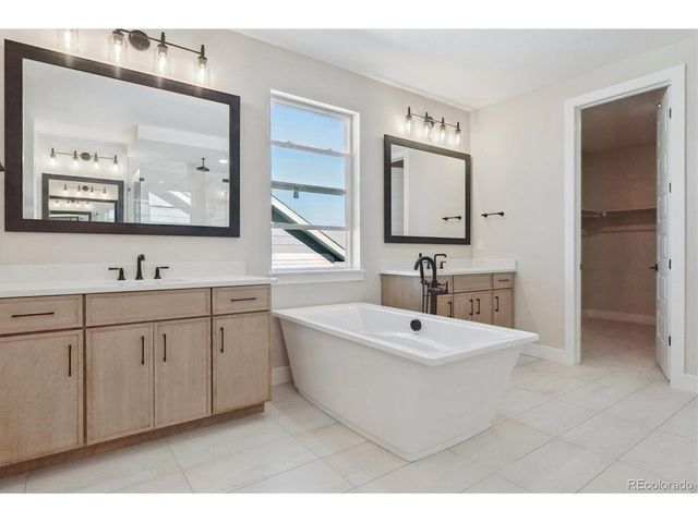 1339 Oleander St, Castle Rock, CO 80109