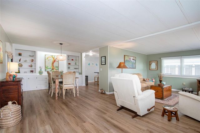 2266 PIAZZA DRIVE 115, Sarasota, FL 34238