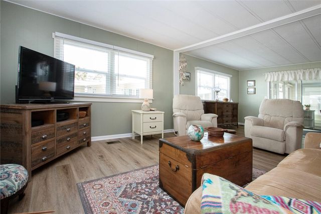 2266 PIAZZA DRIVE 115, Sarasota, FL 34238