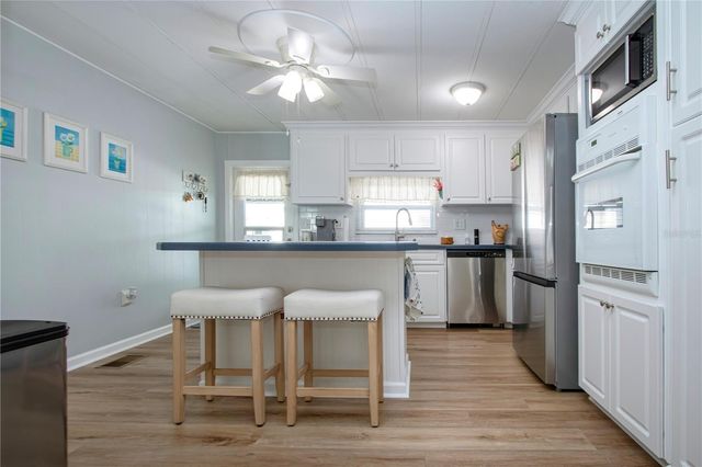 2266 PIAZZA DRIVE 115, Sarasota, FL 34238