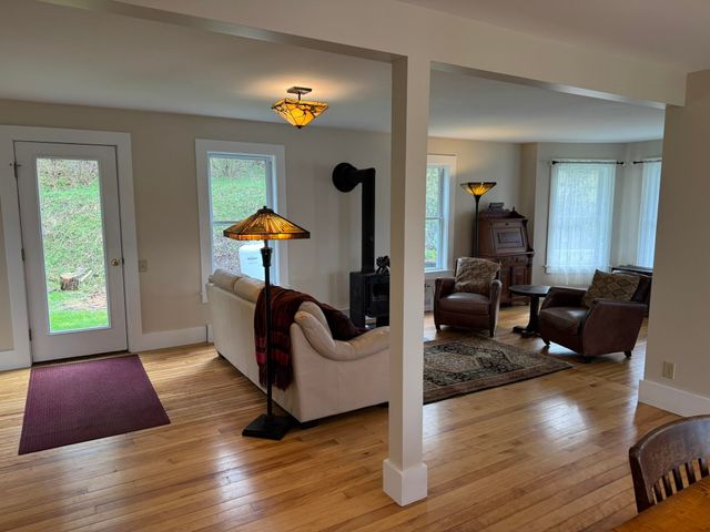 3503 Vermont Route 215 N, Cabot, VT 05647