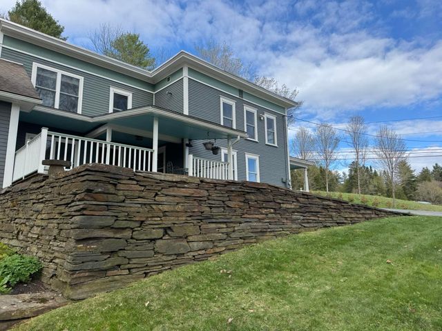 3503 Vermont Route 215 N, Cabot, VT 05647