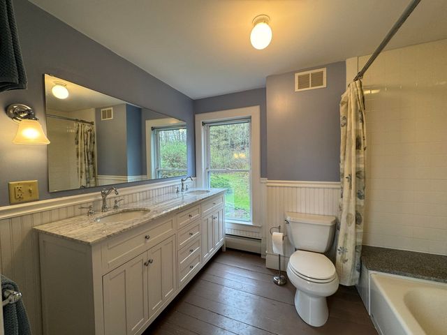 3503 Vermont Route 215 N, Cabot, VT 05647