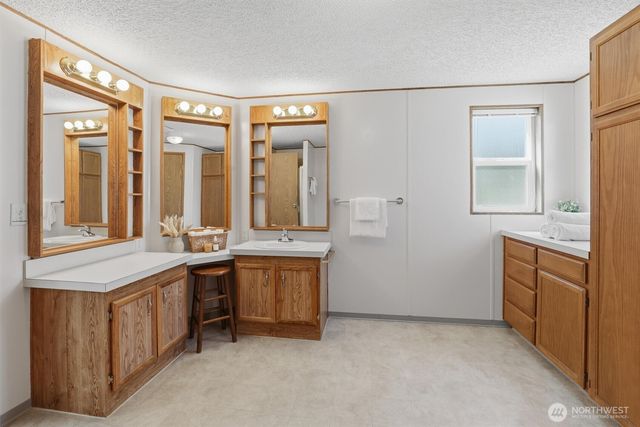 24324 9th Avenue W, Bothell, WA 98021