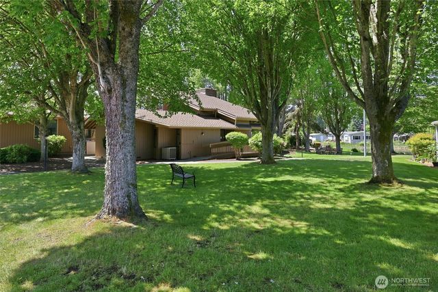 24324 9th Avenue W, Bothell, WA 98021