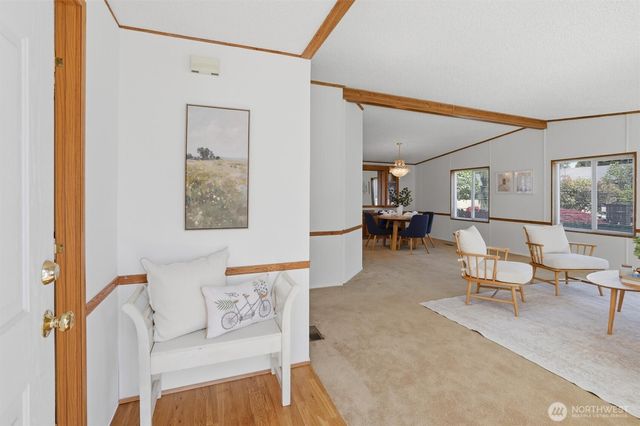 24324 9th Avenue W, Bothell, WA 98021