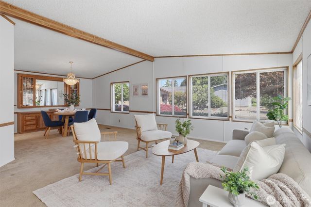 24324 9th Avenue W, Bothell, WA 98021