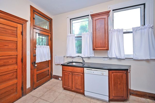 3539 Mooney Avenue, Cincinnati, OH 45208