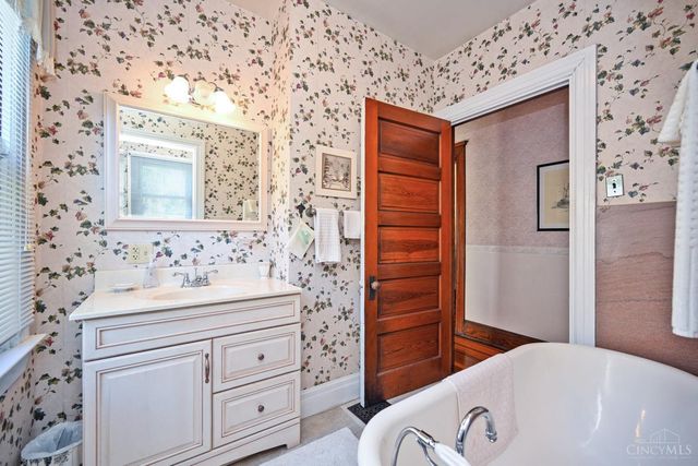 3539 Mooney Avenue, Cincinnati, OH 45208