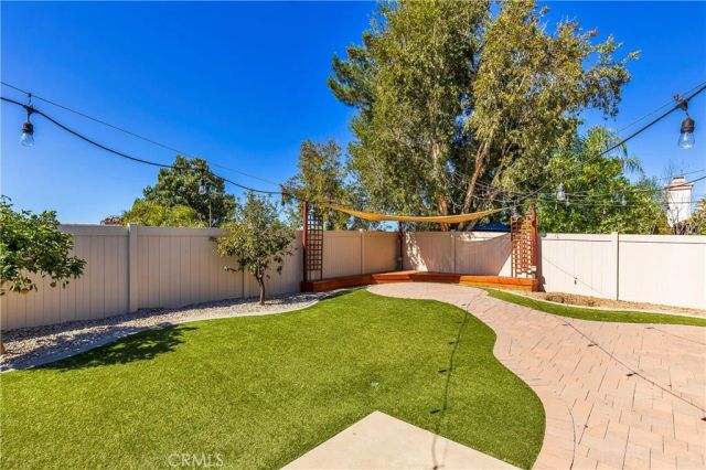 31529 Amsterdam, Winchester, CA 92596