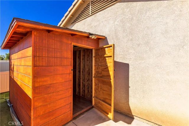 31529 Amsterdam, Winchester, CA 92596