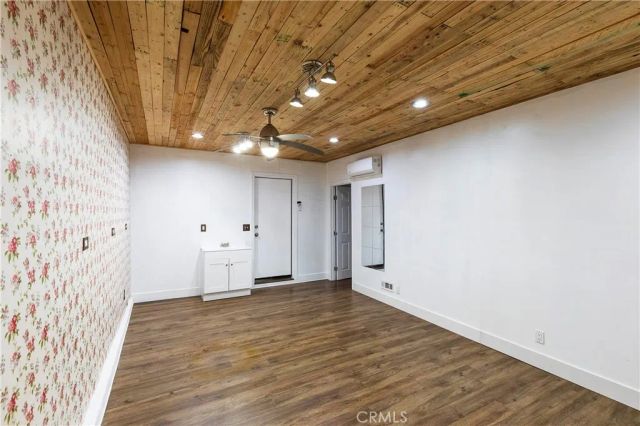 31529 Amsterdam, Winchester, CA 92596