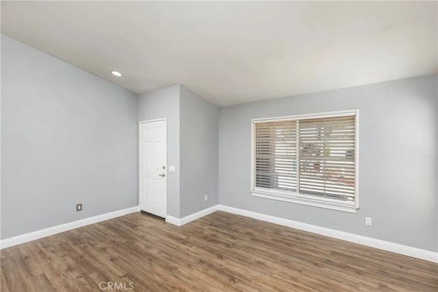 31529 Amsterdam, Winchester, CA 92596