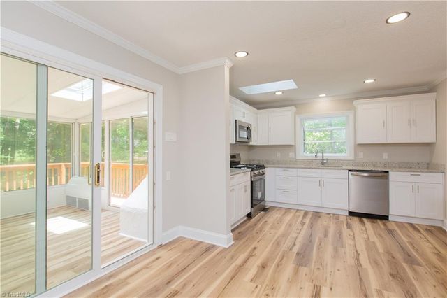 105 Devon Road, Jamestown, NC 27282