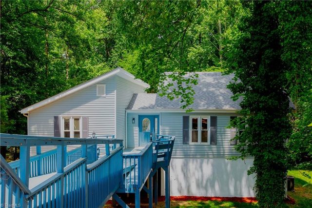 105 Devon Road, Jamestown, NC 27282