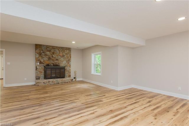 105 Devon Road, Jamestown, NC 27282