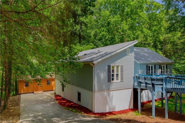 105 Devon Road, Jamestown, NC 27282