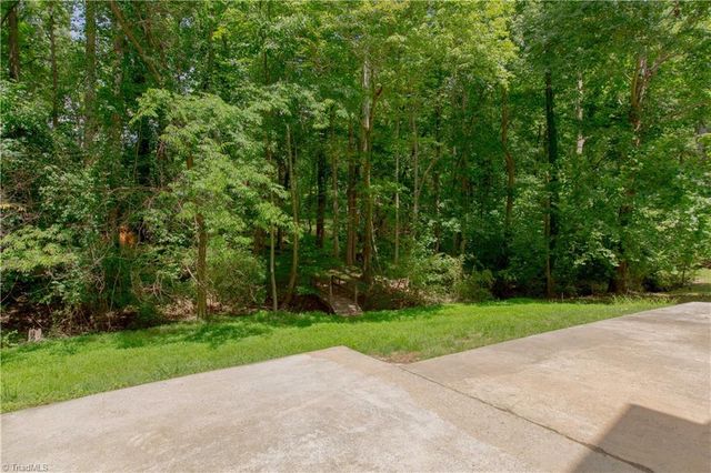 105 Devon Road, Jamestown, NC 27282