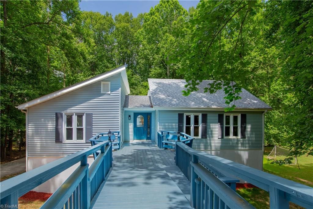 105 Devon Road, Jamestown, NC 27282
