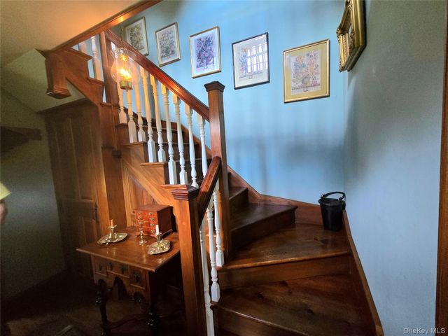 56 Finnerty Place, Putnam Valley, NY 10579