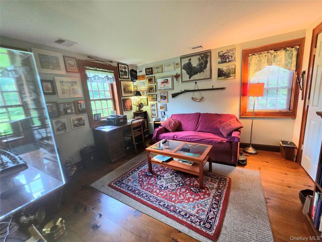 56 Finnerty Place, Putnam Valley, NY 10579