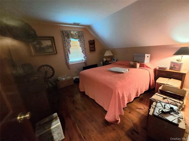 56 Finnerty Place, Putnam Valley, NY 10579