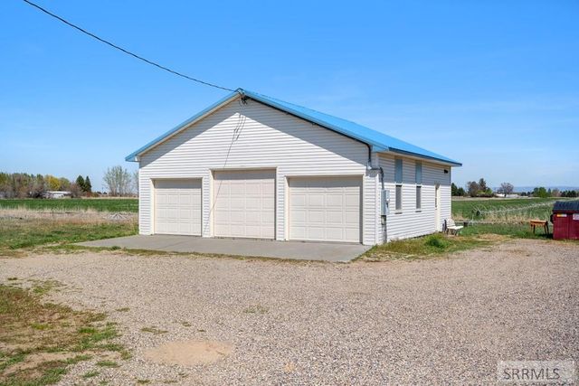 165 N 900 W, Blackfoot, ID 83221