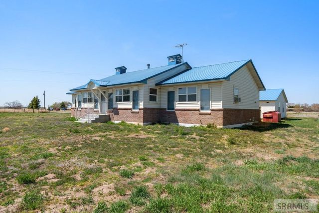 165 N 900 W, Blackfoot, ID 83221