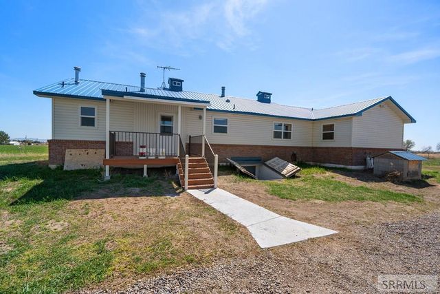 165 N 900 W, Blackfoot, ID 83221
