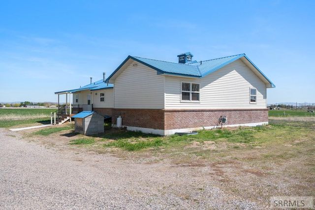 165 N 900 W, Blackfoot, ID 83221