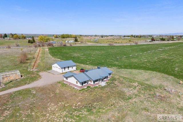 165 N 900 W, Blackfoot, ID 83221