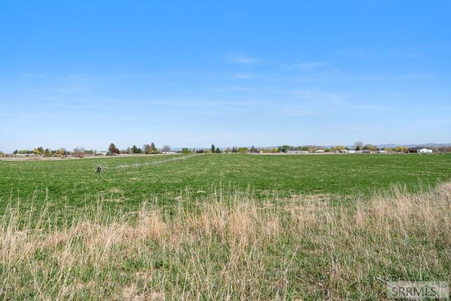 165 N 900 W, Blackfoot, ID 83221