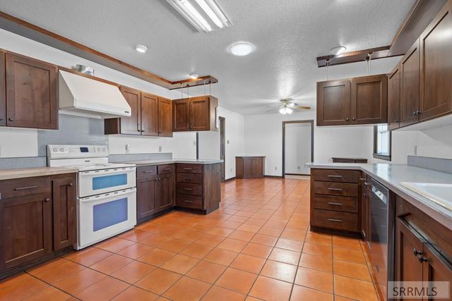 165 N 900 W, Blackfoot, ID 83221