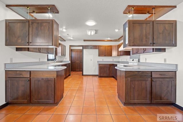 165 N 900 W, Blackfoot, ID 83221