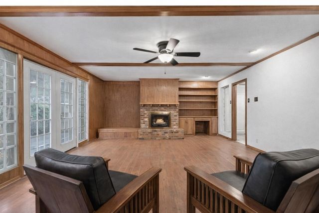 2218 Southridge Drive, Denton, TX 76205