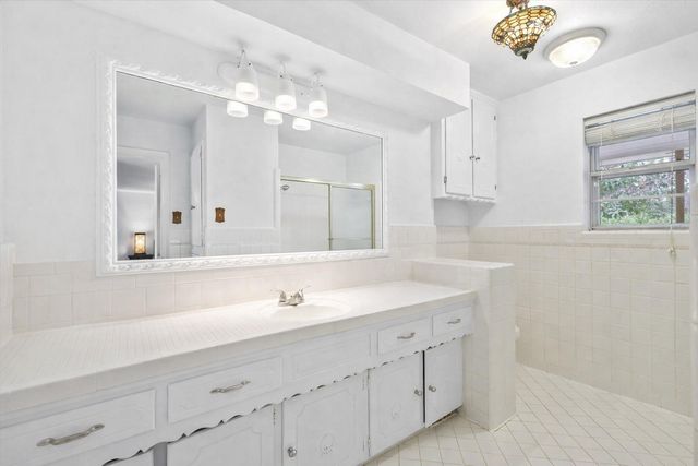 2218 Southridge Drive, Denton, TX 76205